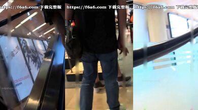 露脸跟拍抄-底超短裙大屁-股没穿内-裤的妹子